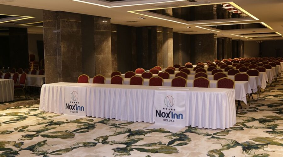 Noxinn Deluxe Hotel