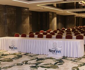 Noxinn Deluxe Hotel