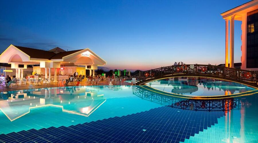 Roma Beach Resort & Spa